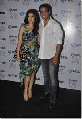 Twinkle and Akshay at HDIL Couture Week opening bash