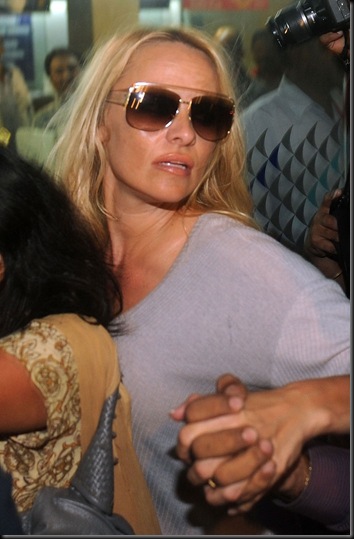Pamela Anderson Arrives in Mumbai