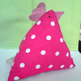Poulette disponible sur http://amour-de-cons.com/ladoudouterie
