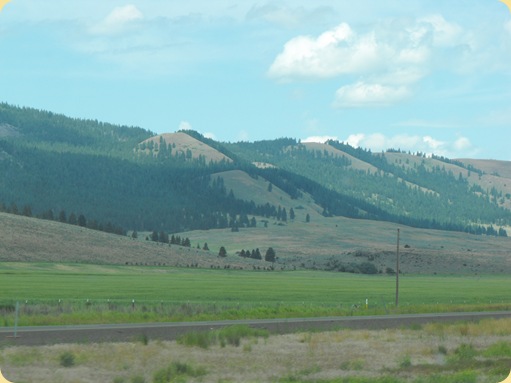 Drive to Emigrant Springs State Park, OR 256