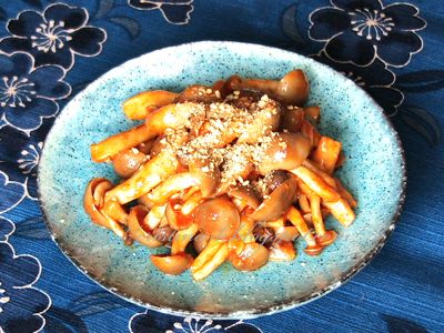 Articole culinare : Ciupercute cu sos de gochujang