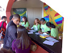 Credenciamento do pessoal na chegada. Bem organizado.
