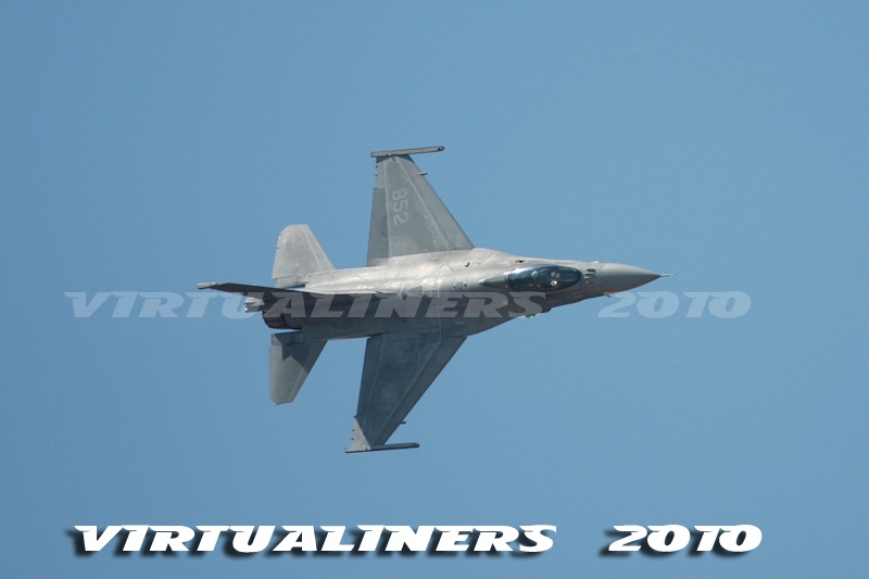 [FIDAE-2010_0001-119[2].jpg]