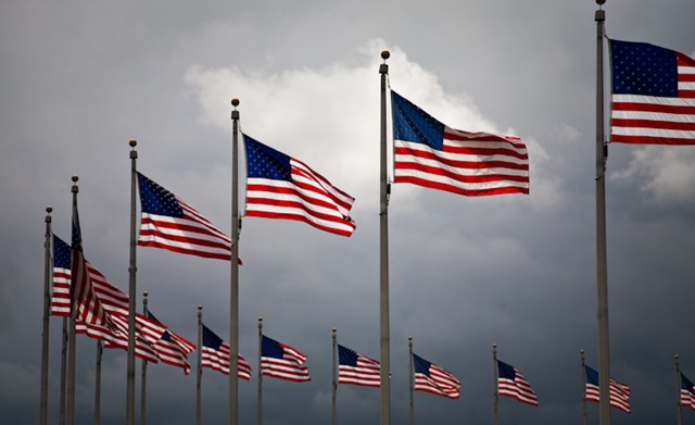[FlagRingatWashingtonMonument4.jpg]