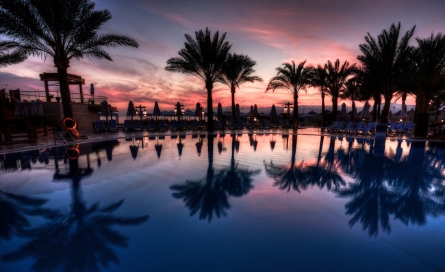 [Sunset Pool at Intercontinental in Aqaba[3].jpg]