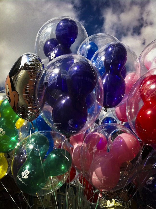 [Mickey Balloons[3].jpg]