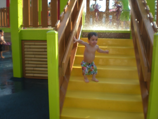 [dutch wonderland 058[2].jpg]