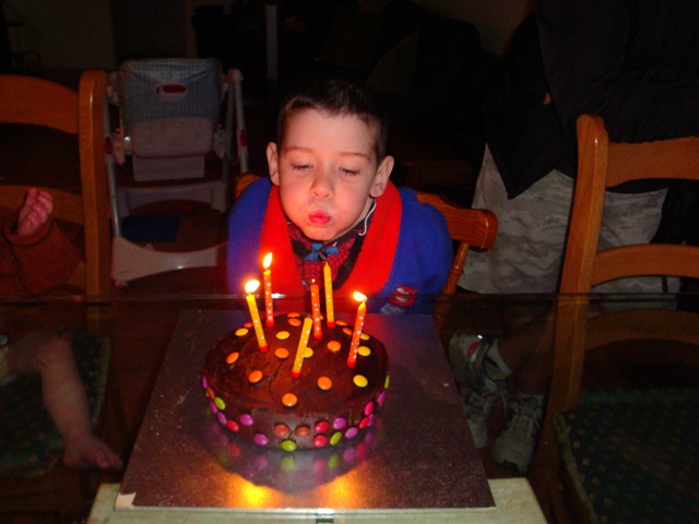 [blowing out the candles[6].jpg]