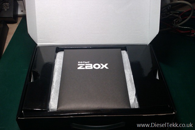 [DieselTekk.co.uk Zotac ZBOX HD-ADO01 - Unboxing Image (5)[2].jpg]