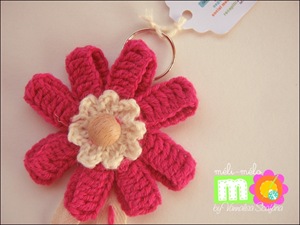 crocheted_keyring