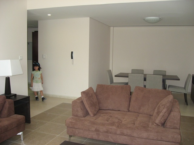 [0381.jpg]