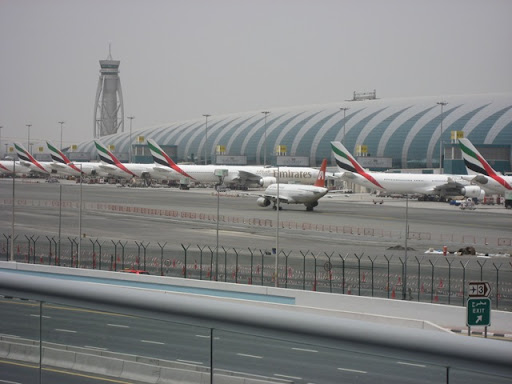 Dubai+airport+emirates+office
