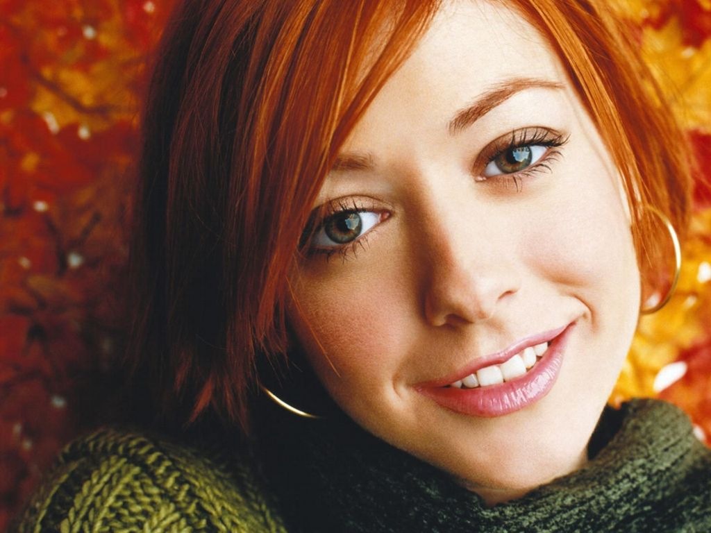 [Alyson Hannigan 18 1024x768 [2].jpg]