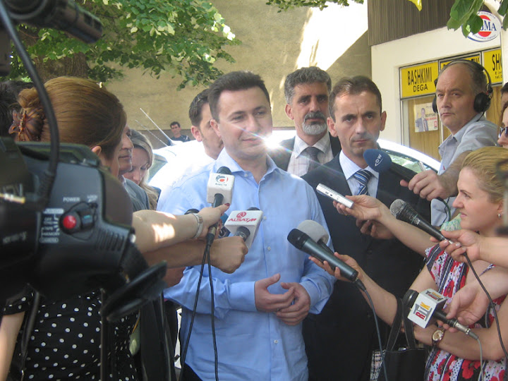 http://lh6.ggpht.com/_47CQKRsak3k/SiOgjRDt8JI/AAAAAAAAAHM/Hw5blzgoaYA/s720/Picture%20033.jpg