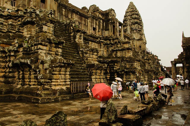 [2011_04_25-D130-Angkor-Wat--Angkor-T[20].jpg]