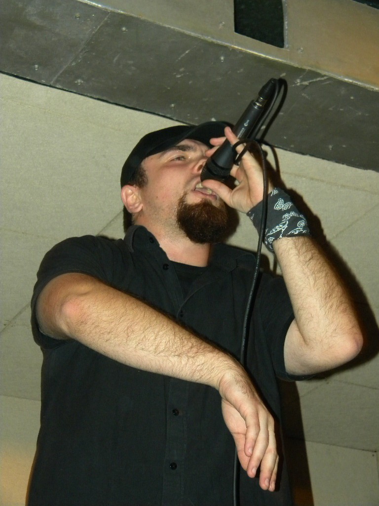 [0_200a7_b23383f4_orig[2].jpg]