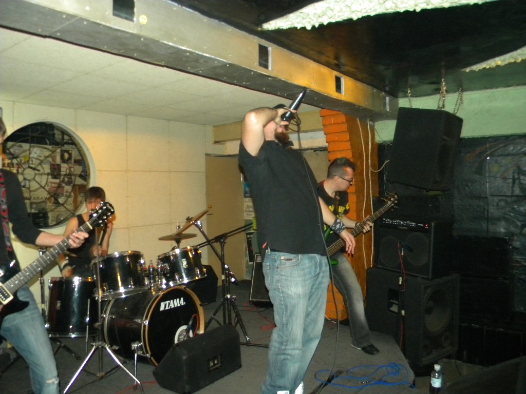 [0_20064_7a2625d5_orig[2].jpg]