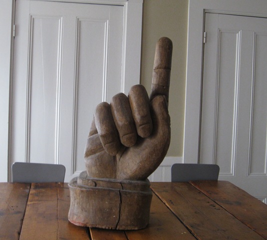 [funnyhand3.jpg]