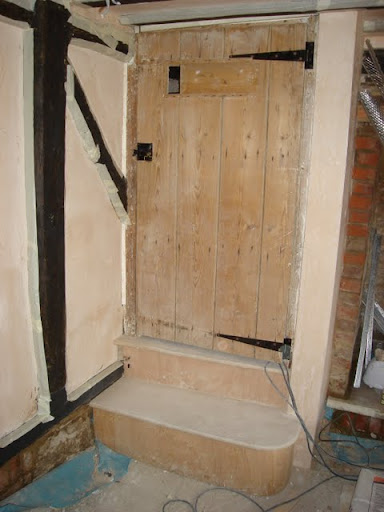 1st%20Floor%20Stair%20Plastered%20With%20Door%20On%202.jpg