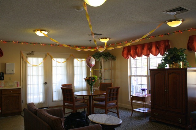 [Grandmas80thBirthdayParty0351[2].jpg]