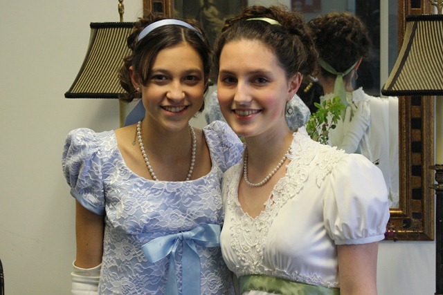 [MarchHistoricalBall201110512.jpg]