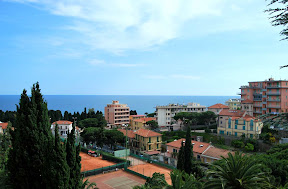 Apartment 3+ bedrooms in Sanremo 110 mq