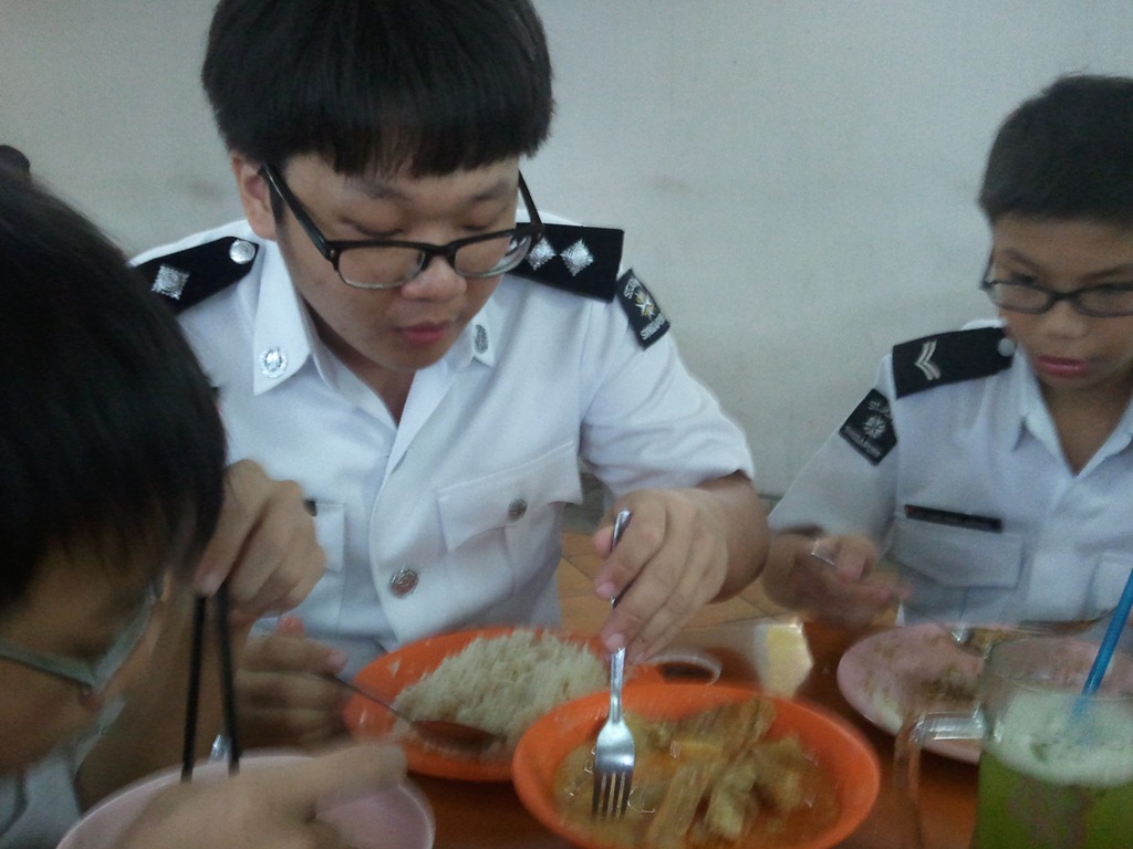 [2010-12-04 13.37.51[6].jpg]