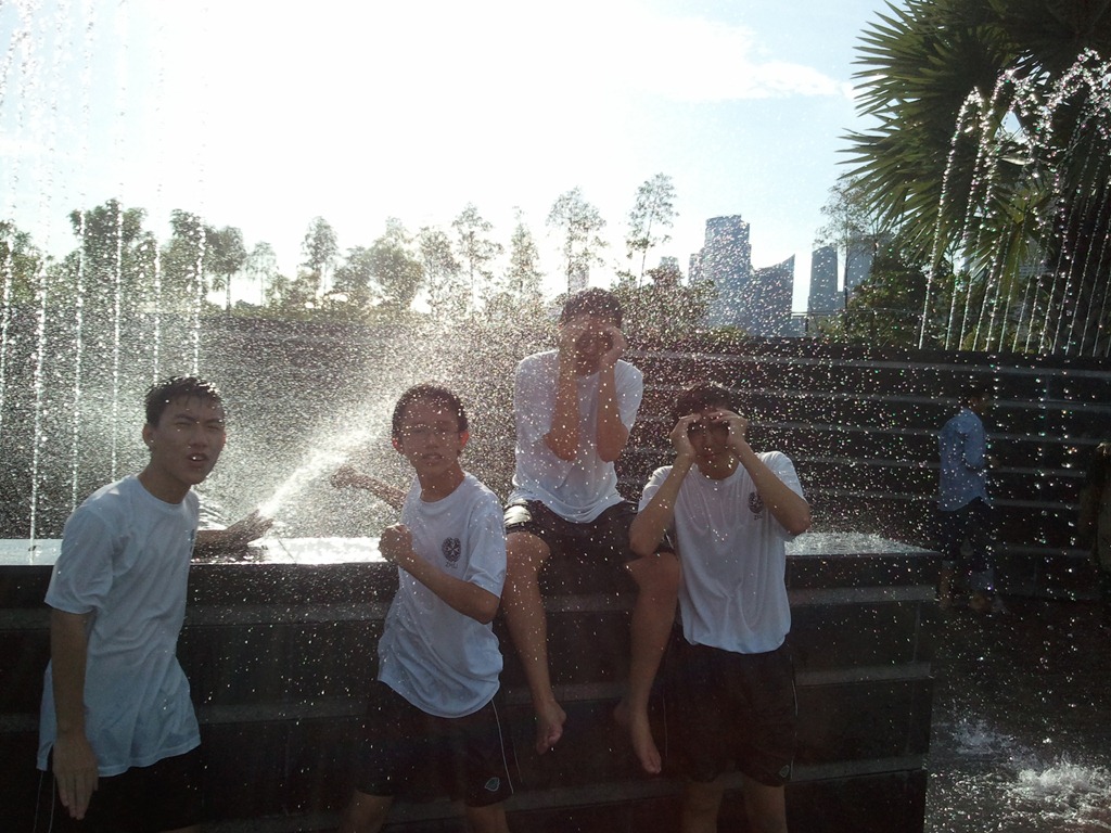 [2010-12-12 17.18.37[3].jpg]