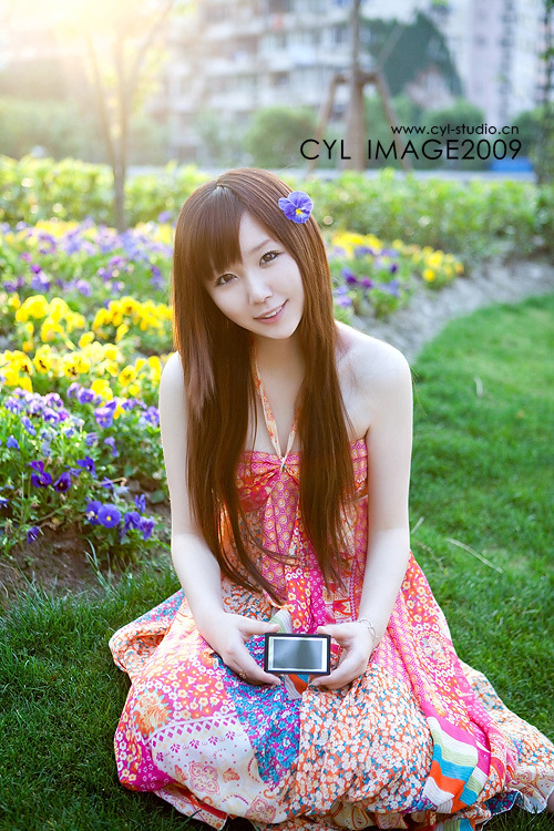 รูปภาพ พรีเซ็นเตอร์ เซ็กซี่ ขาวสวยหมวยน่ารัก