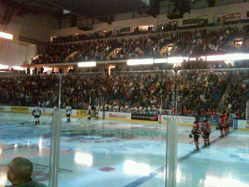http://lh6.ggpht.com/_4o6frZEnR-s/TTuomih8eoI/AAAAAAAACkw/hoddZN9gn00/blueline.jpg