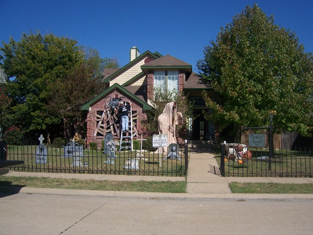[Halloween thru Christmas 2008 261[3].jpg]