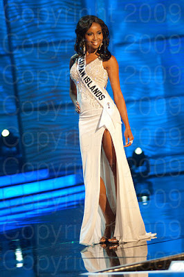 ilhas cayman1 Miss Universo 2009: Inspirações para vestidos de madrinha e noiva