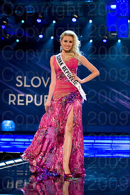 eslovaquia Miss Universo 2009: Inspirações para vestidos de madrinha e noiva