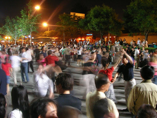 dancing by Hou Hai lake