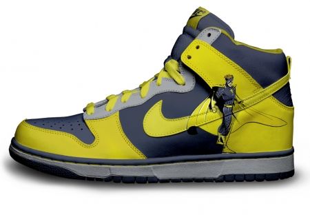 Gambar : Nike-shoes-design--superhero