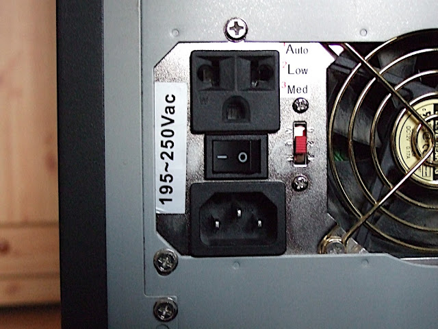 Scheinbar ist dieses gierige Netzteil einfach zu viel für das arme Stromnetz