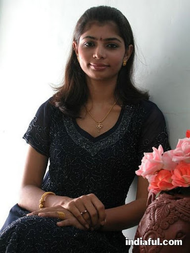 Swetha mohan new images, playback singer swetha mohan wedding. Swetha mohan new images,