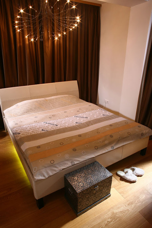 minimalist elegant bedroom apartment design pictures