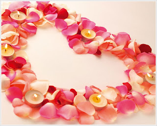 Petals, Candles, Valentine Heart Wallpaper