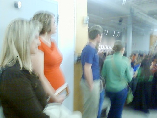 That's Heather Armstrong in the red