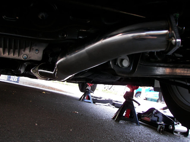 Catback bolting up to the stock piping
