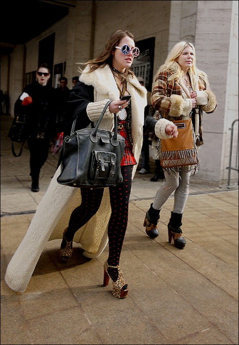 w 2 peace sunglasses long sweater leopard platforms dark