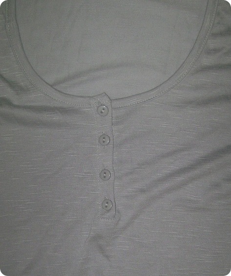 Alex gris detalle