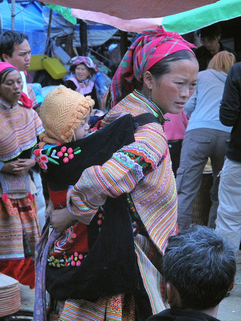 Bac Ha Market_H'Mong Flower Tribe_Lao Cai_Vietnam_H'Mong Woman