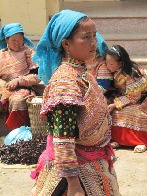 Bac Ha Market_H'Mong Flower Tribe_Lao Cai_Vietnam_H'Mong Woman