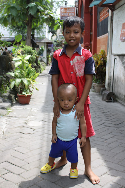 Little Boys_Jl Marlioboro_New Years Eve_Jogjakarta_Indonesia