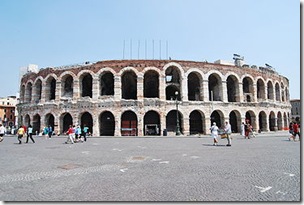 Verona_arena_2009 - da Wikipedia Verona_arena_2009 - da Wikipedia