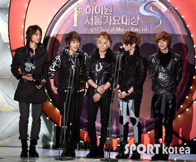 ผลประกาศรางวัลงาน High1 Seoul Music Awards ครั้งที่ 19
