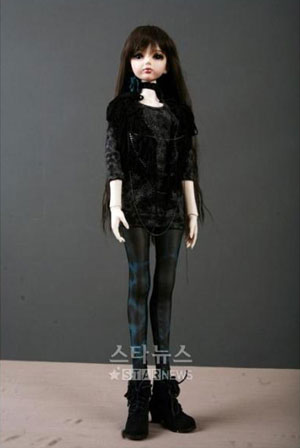 พบกับตุ๊กตา 2NE1 ในงาน Seoul Doll Fair
