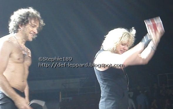 Vivian and Sav - 2008 - Def Leppard Viv and Sav after the show in RI